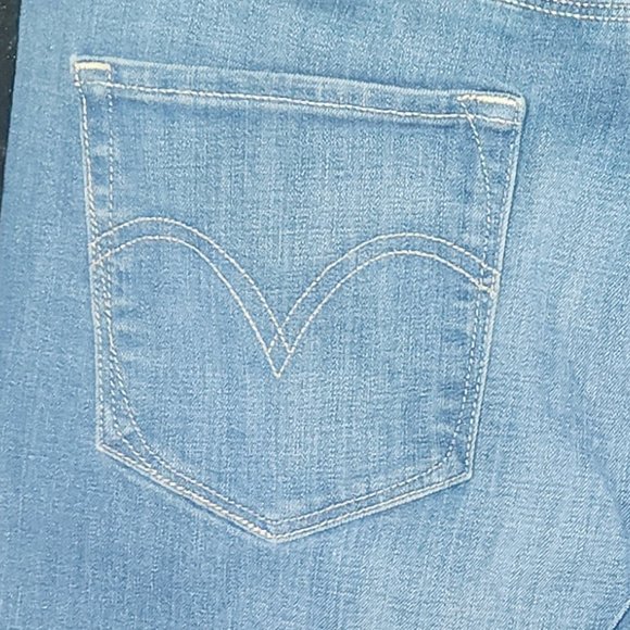 Levis white tag ladies' mid-rise skinny jeans, size 12, 30" waist - Picture 6 of 13